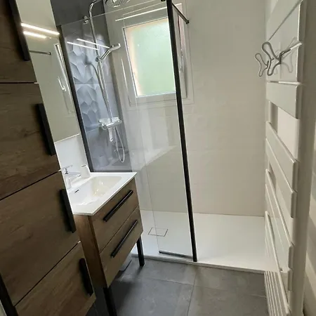 Cosy Au Calme Avec Terrasse, Parking, Et Internet A - Fr-1-498-15 * Evian-les-Bains